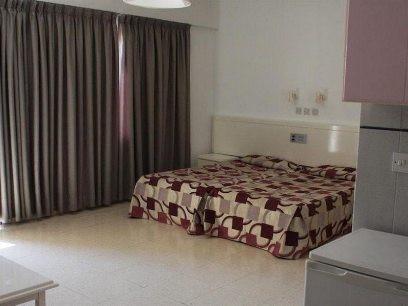 Astreas Beach Hotel Apartments Protaras Eksteriør bilde