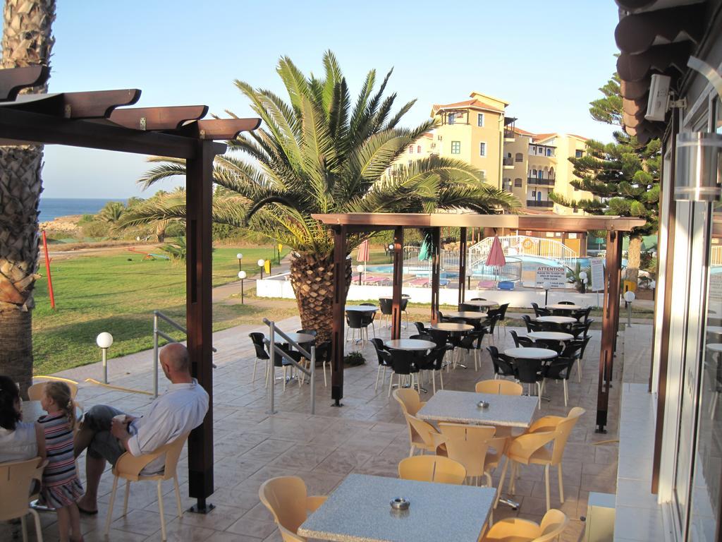Astreas Beach Hotel Apartments Protaras Eksteriør bilde