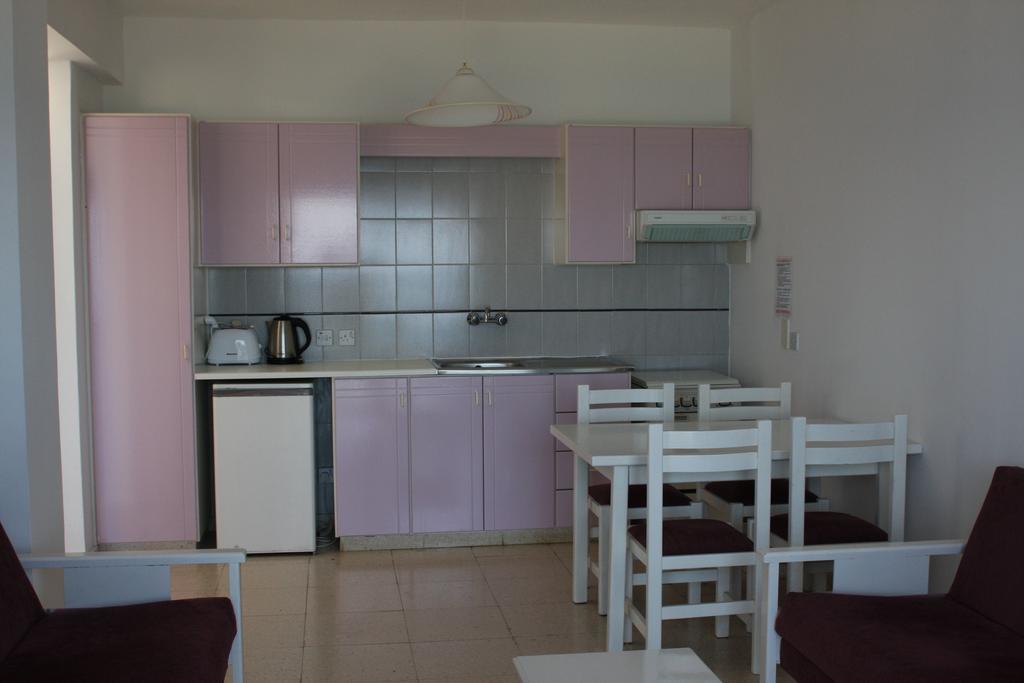 Astreas Beach Hotel Apartments Protaras Rom bilde