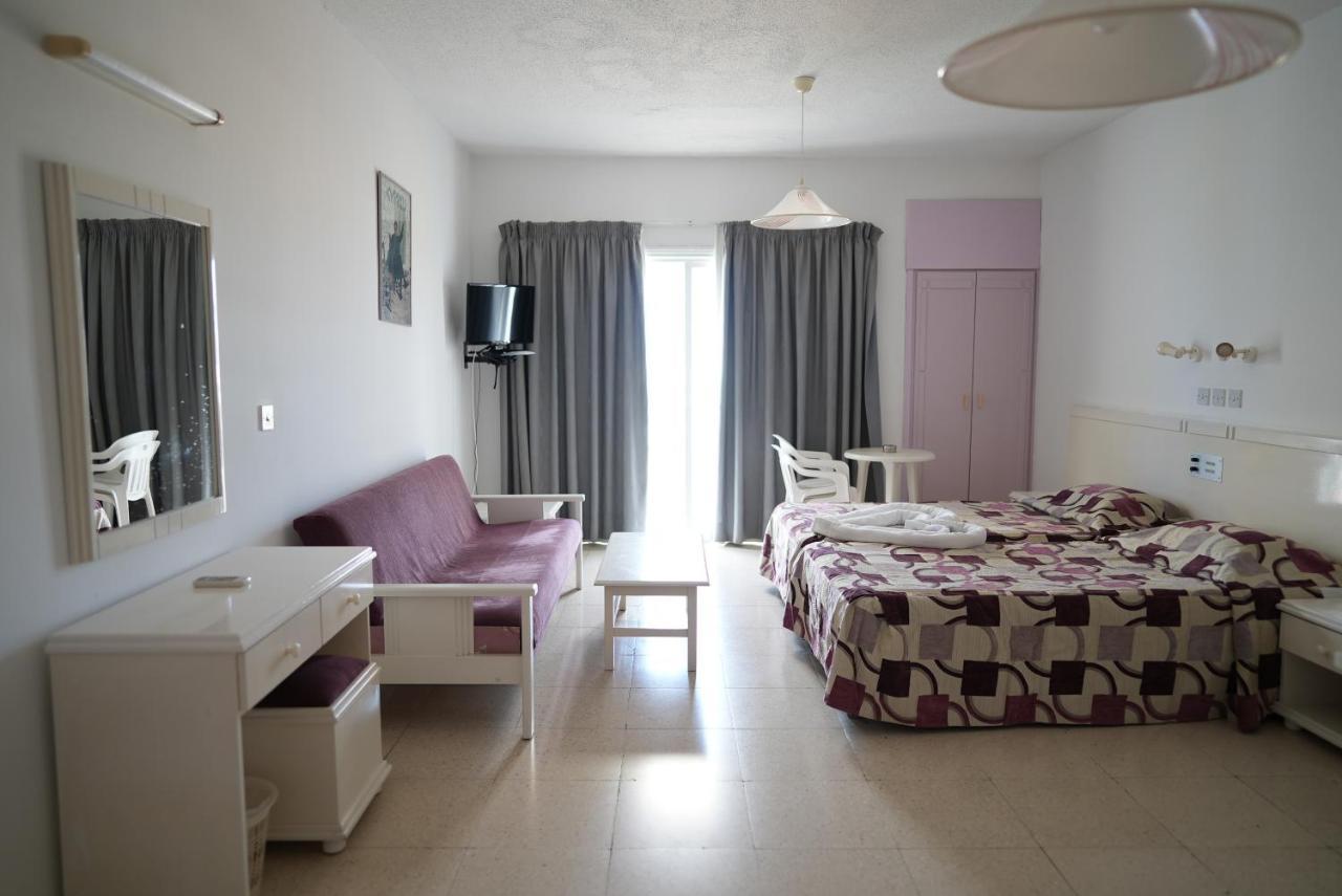 Astreas Beach Hotel Apartments Protaras Eksteriør bilde